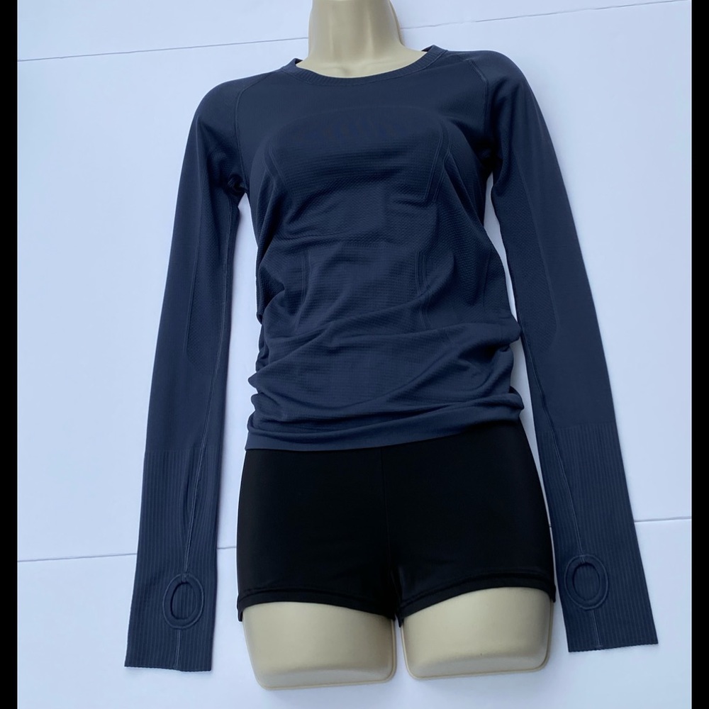 Lululemon Run Swiftly Tech Long Sleeve, Dazed, Size 4